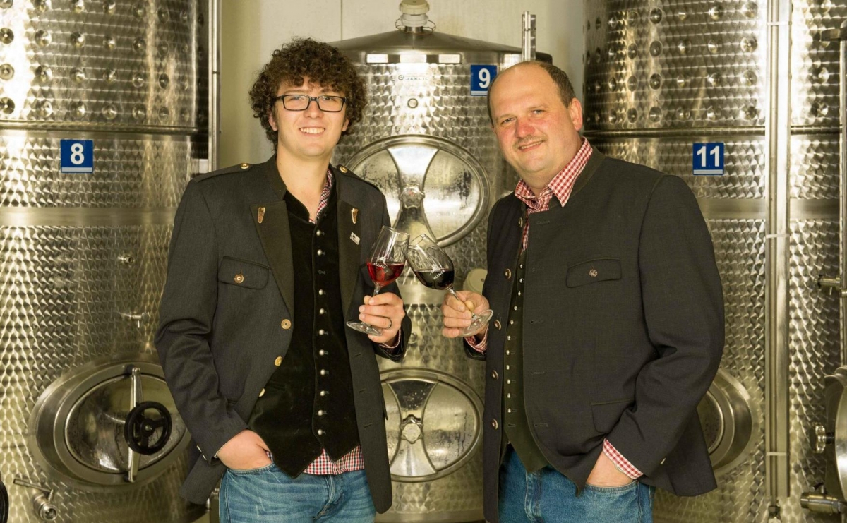 , Copyright: Allmer Weinhof