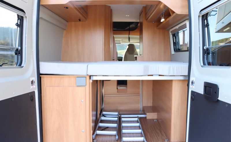 Schlafraum und Stauraum im Wohnmobil